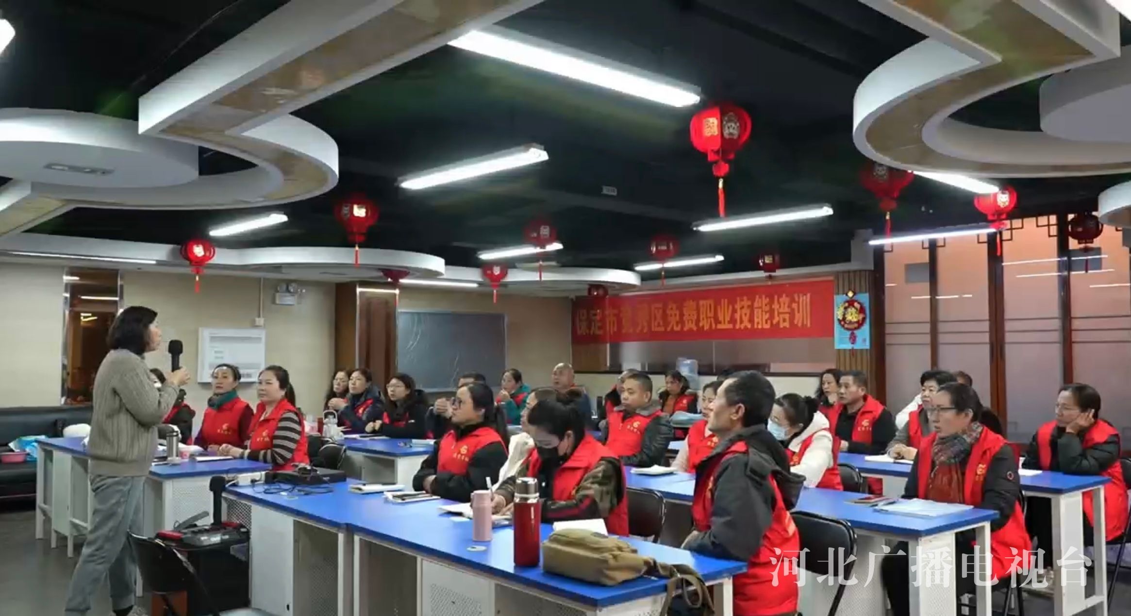保定竞秀 2025年免费职业技能培训开班助力群众提升就业技能